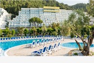Proljetni odmor u dvoje u Hotelu Mimosa Lido Palace 4* u Maslinica Resortu u Rapcu uz 2 ili 3 noćenja na bazi doručka za 2 osobe, pjenušac dobrodošlice te opuštanje u bazenu i saunama...