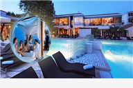 UMAG - iskusite nevjerojatni luksuz u Hotelu Coral Plava Laguna 4* okružen borovom šumom uz predivnu plažu - Hotel s brojnim sadržajima u blizini restorana i barova